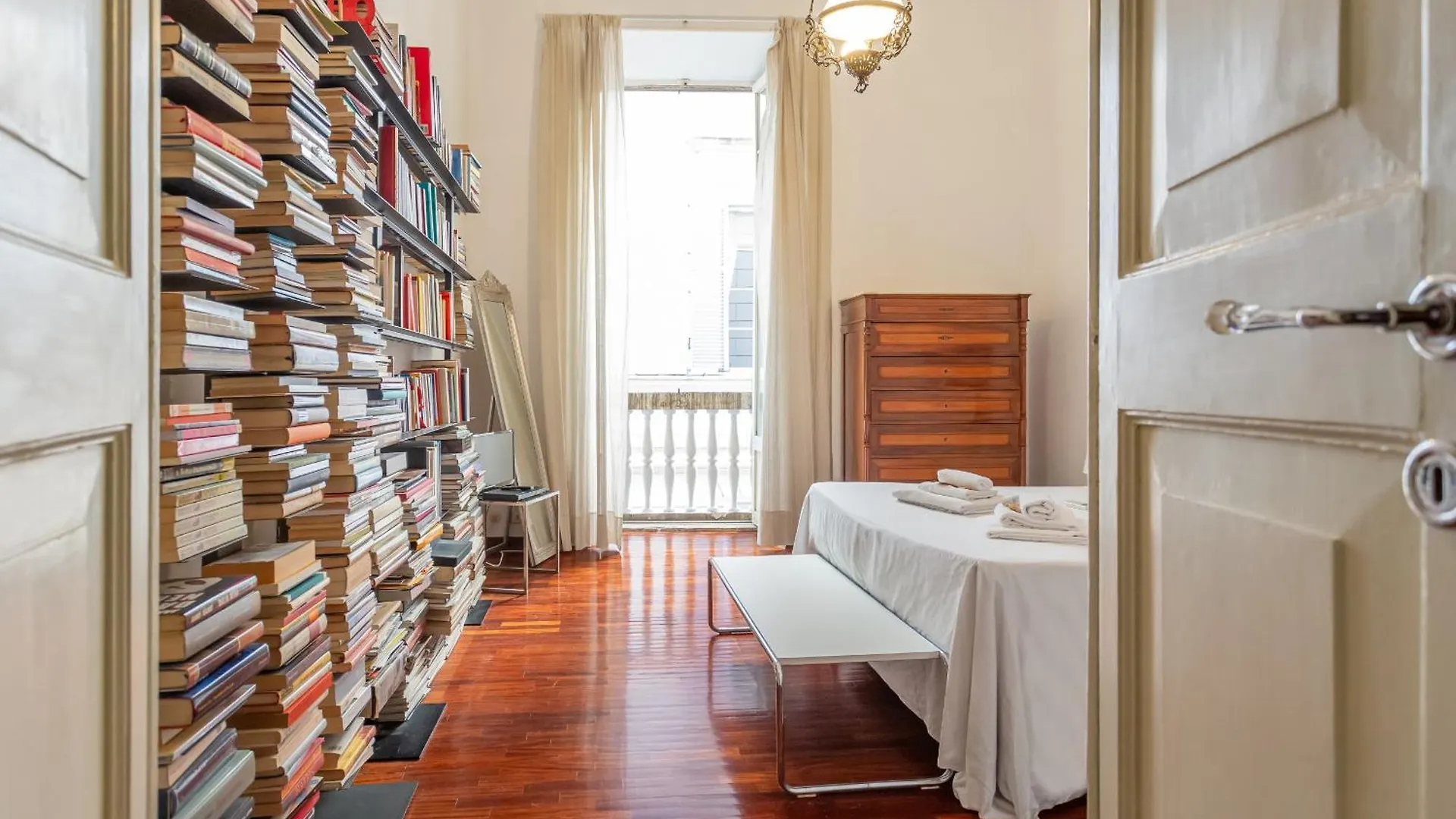 Spanish Steps Purple Retreat Apartment Rome